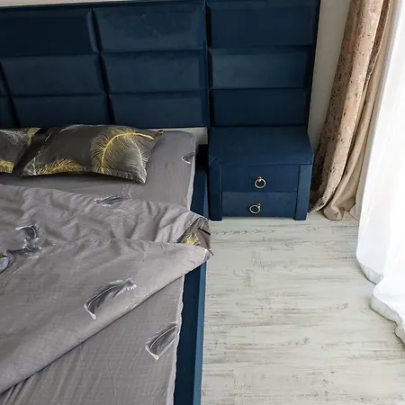 Luxueuse Avec Piscine Et Jardin Verdoyent Сен-Тропе